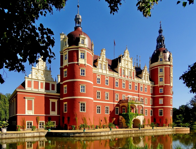 Bad Muskau, Polen Einkaufsfahrt oder Besuch des Fürst von Pückler Parks