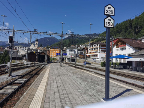 b2ap3_thumbnail_beckerreisen-schweiz2026-andermatt3 Mit Bus und Bahn durch die Schweizer Bergwelt - Reisejournal