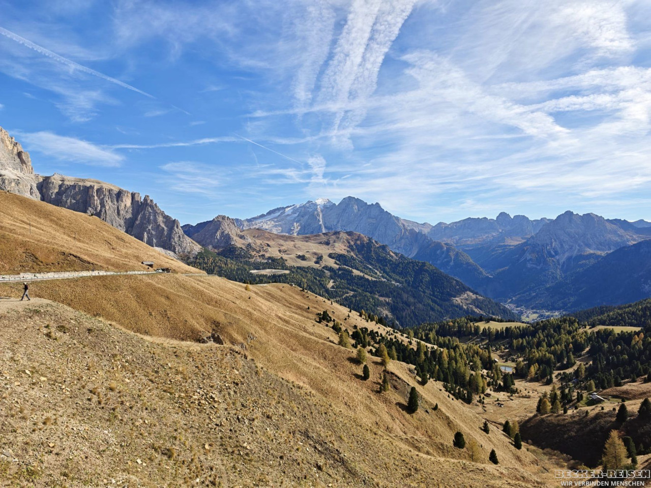 b2ap3_large_dolomiten-panorama F&uuml;nf Tage S&uuml;dtirol: Dolomitenblicke, Bozen und Sonne am Kalterer See - Reisejournal