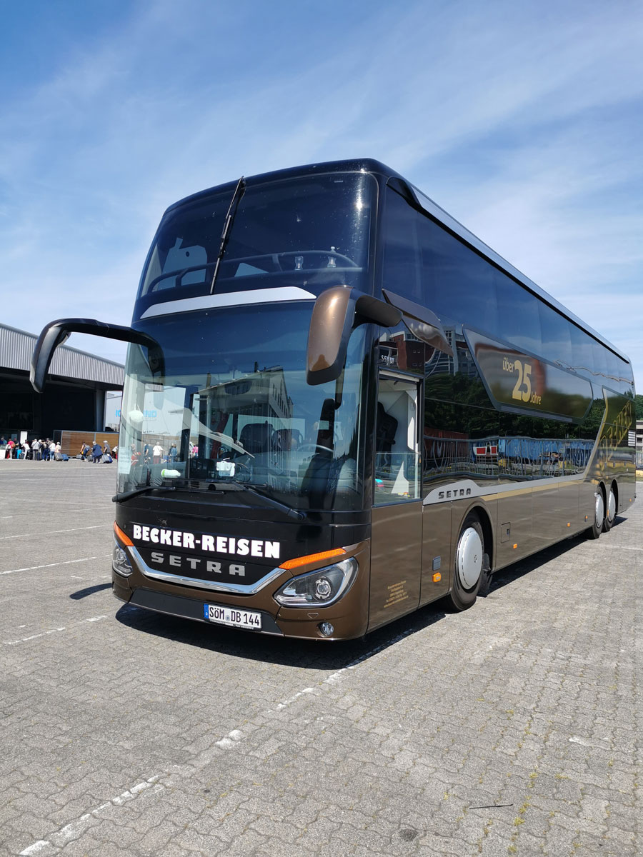 bus-hochformat &Uuml;ber uns