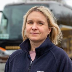 frau-becker-junior-ba2a5af9 &Uuml;ber uns